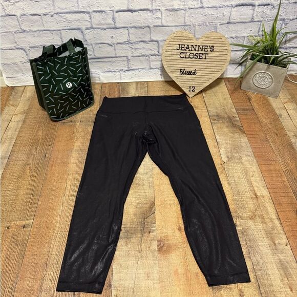 Lululemon Align High-Rise Pant 25" *Shine
Radiate Foil Print Black size 14 - Picture 14 of 15